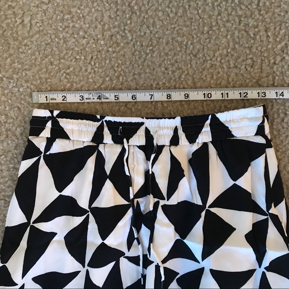Ann Taylor LOFT Skirt Midi Black White XS Geometri - Picture 5 of 8